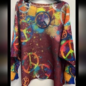 The Chandra Colorful Graphic Women's Top Made in Italy
